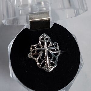 Alloy Silver Cross ring size 7